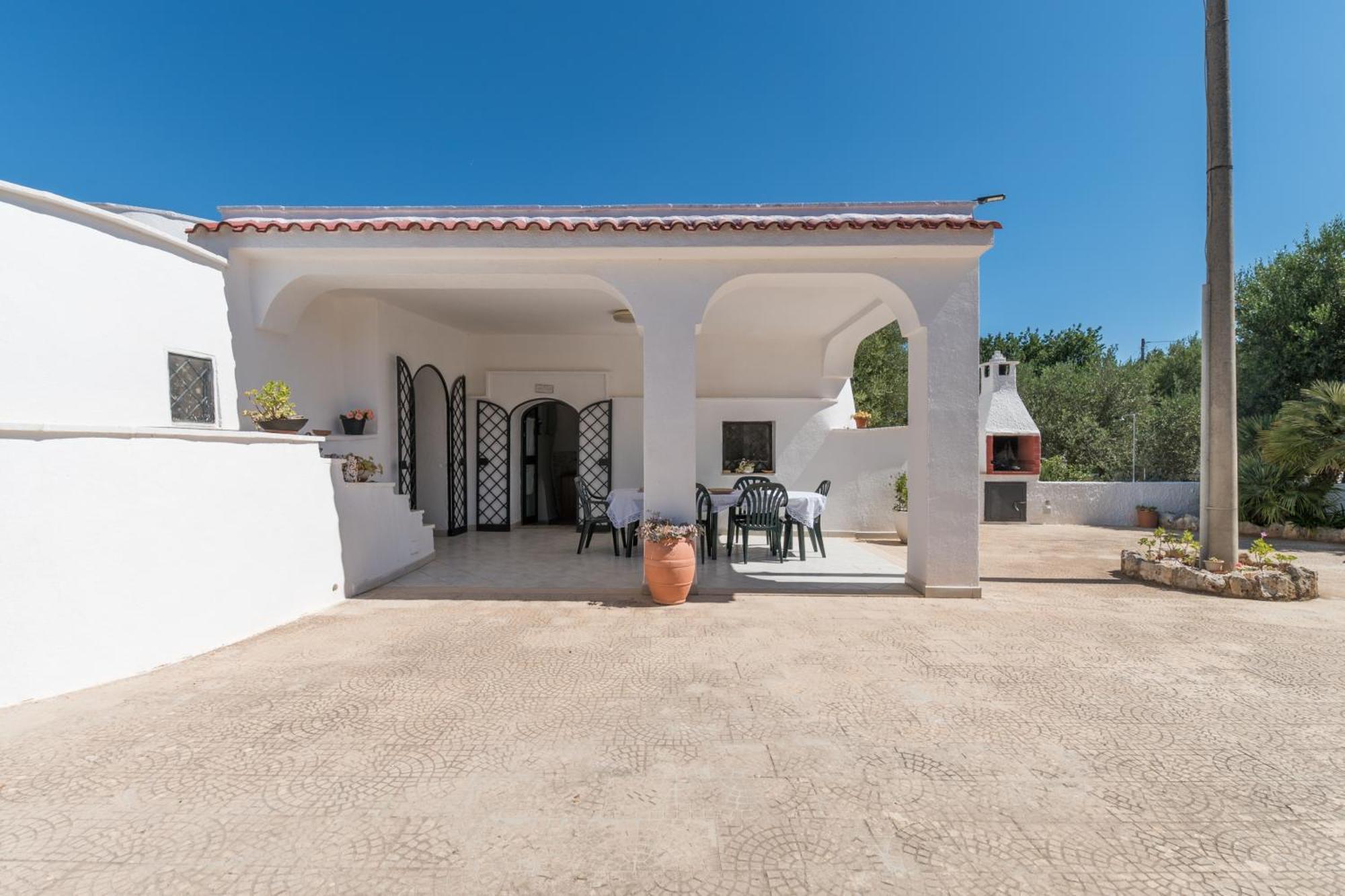 Trullo L'ulivo Holiday home