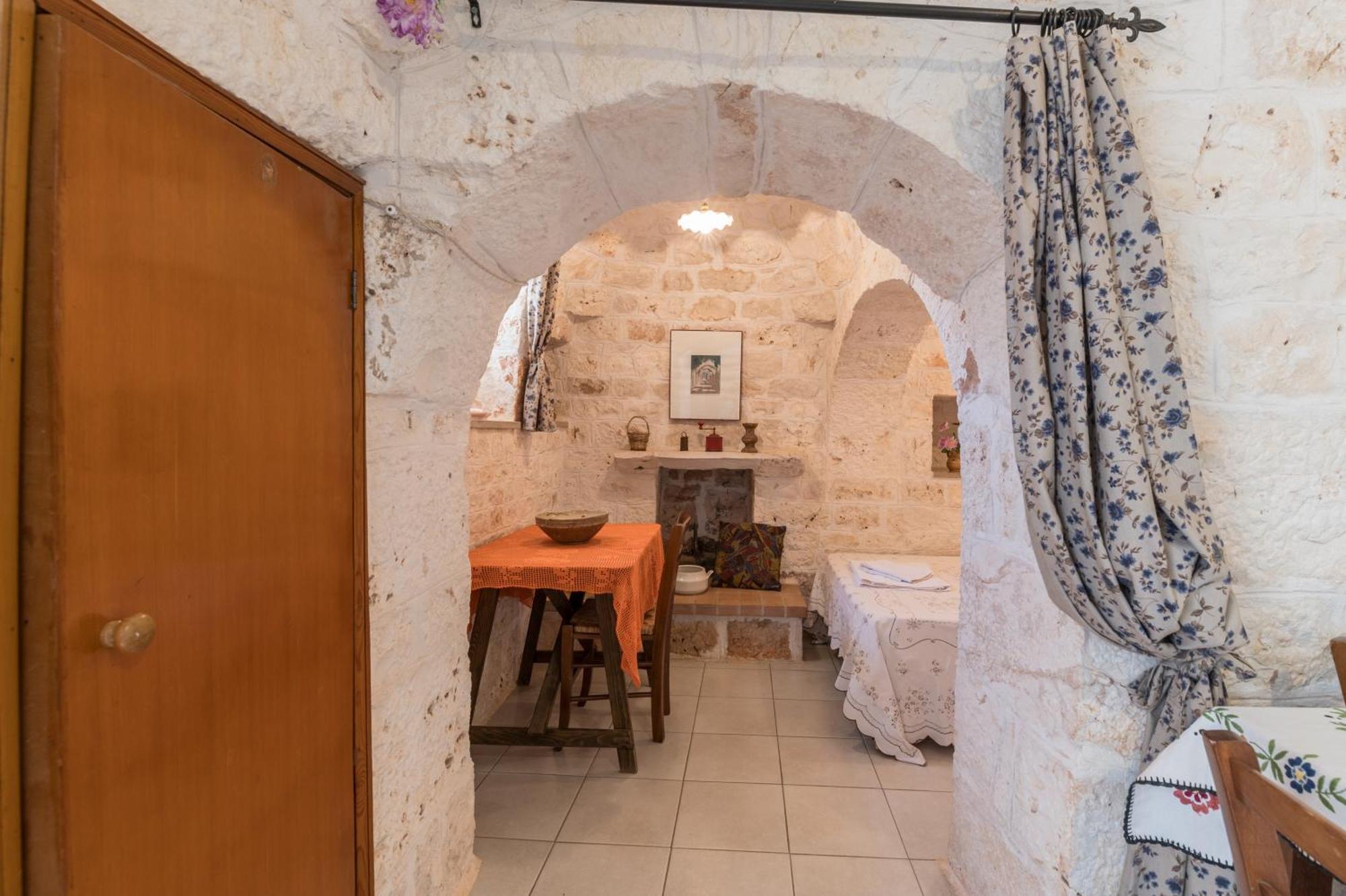 Trullo L'ulivo Ostuni